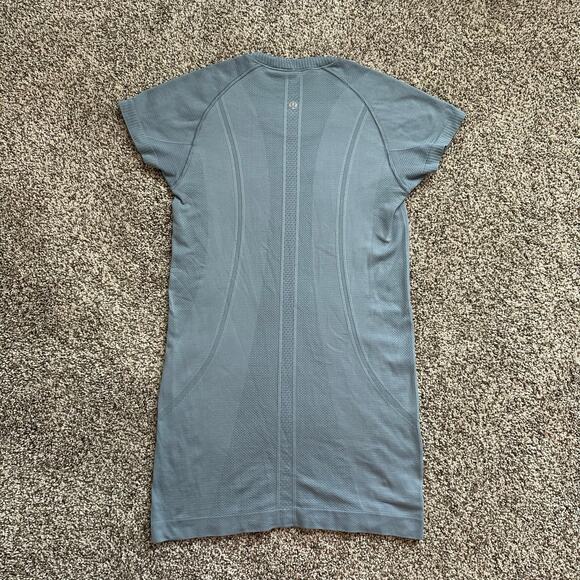 Lululemon blue Swiftly Tech short sleeve tee size 6 - Picture 7 of 12